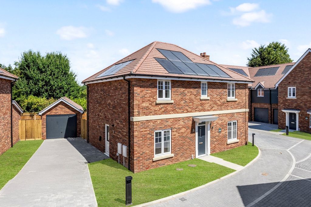 Property photo 1 of 18 Plot 10