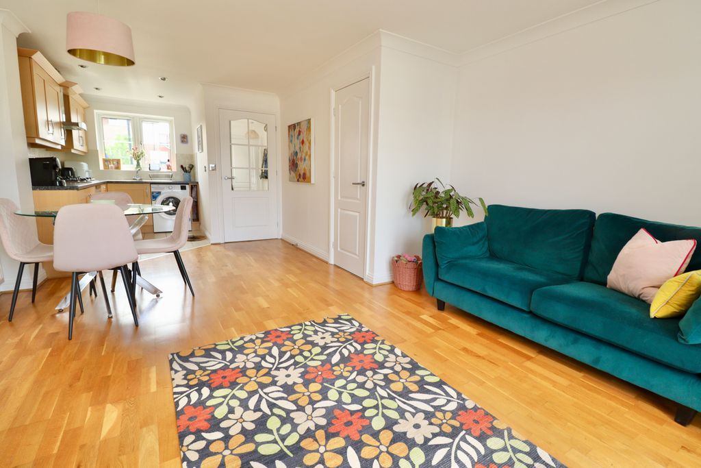 Property photo 3 of 16 Img_8505