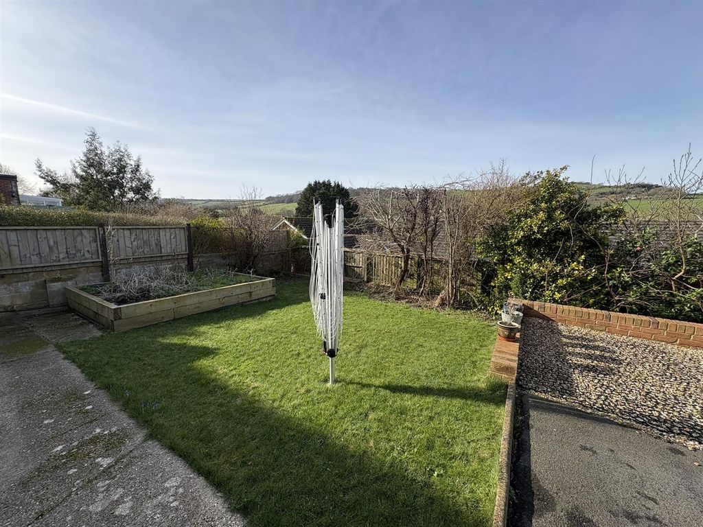 Additional image 8 of 3 bed property to rentSt. Johns Road, Wroxall, Ventnor PO38