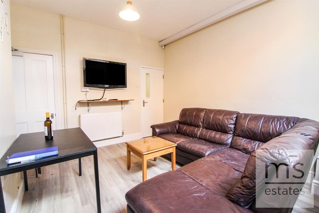 Property photo 3 of 18 Img_1382.Jpg