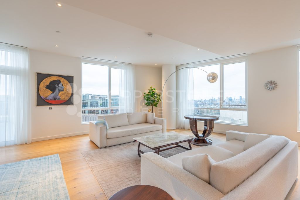 Property photo 2 of 26