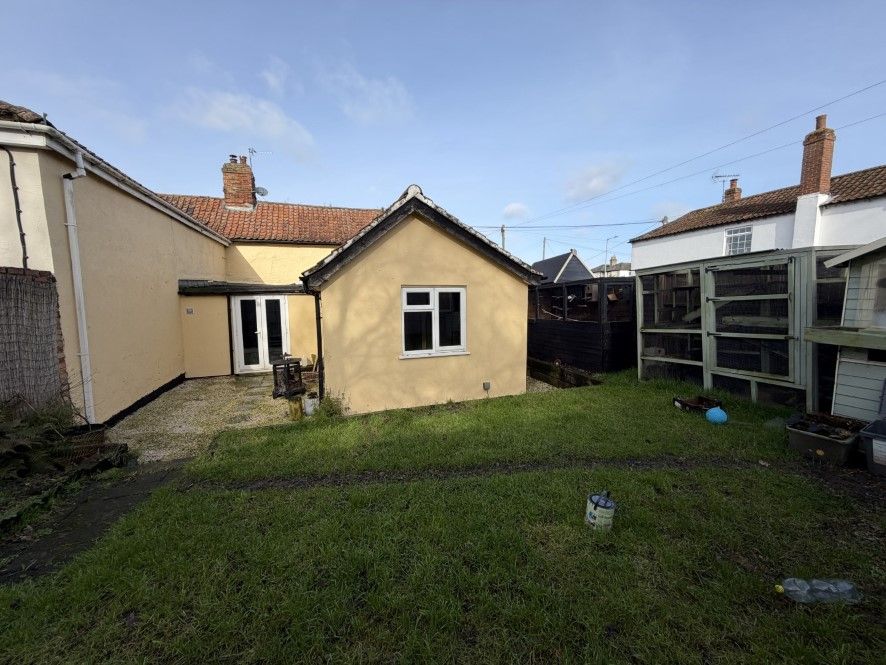 Property photo 2 of 22