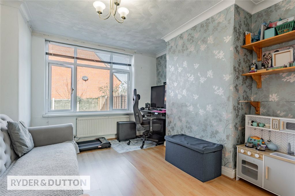 Property photo 2 of 27 Picture No. 01