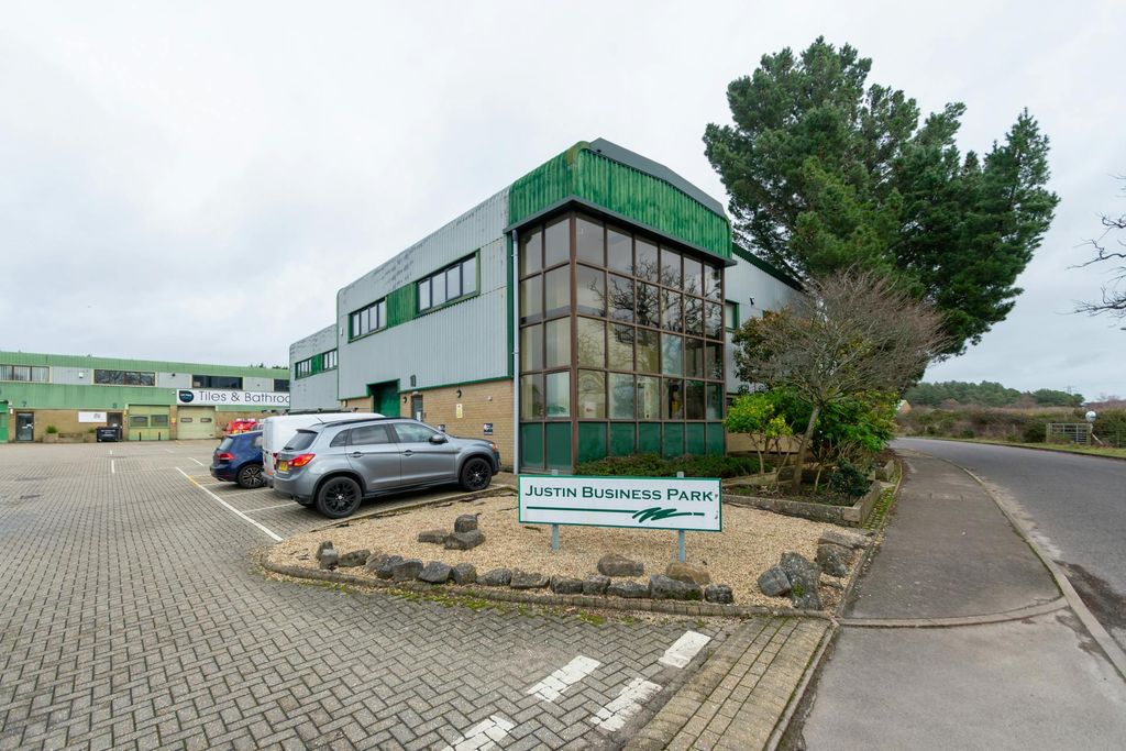 Property photo 1 of 7 18.Jpg