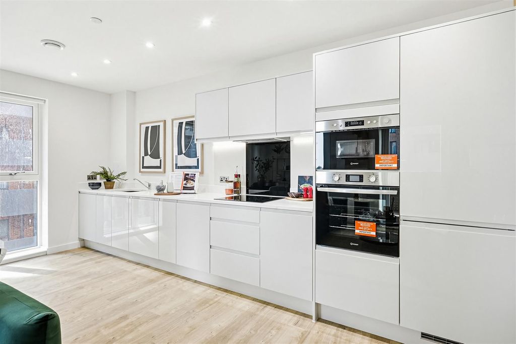 Property photo 3 of 14 3.Jpg