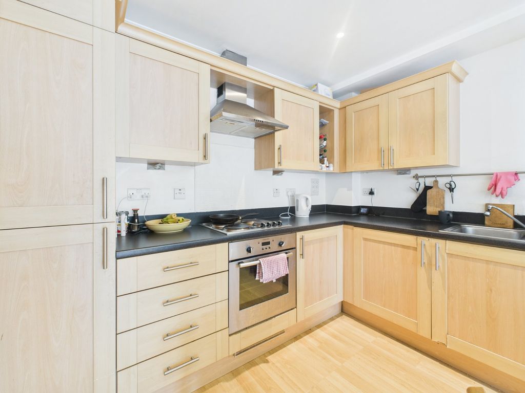 Property photo 2 of 14 Picture No. 12