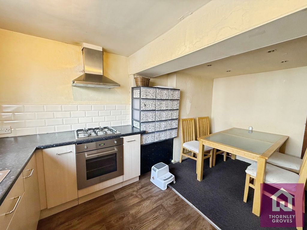 Property photo 3 of 9 Pbox-Img.Jpg