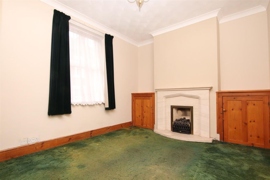 Property photo 3 of 8 Living Room.Jpg