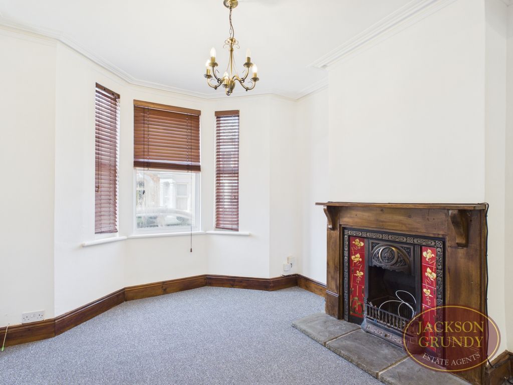 Property photo 2 of 15 Ivy Road