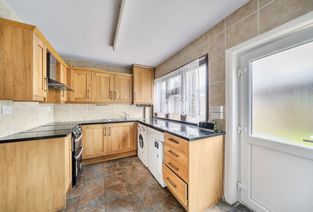 Property photo 1 of 15 1315130-17-685d48...