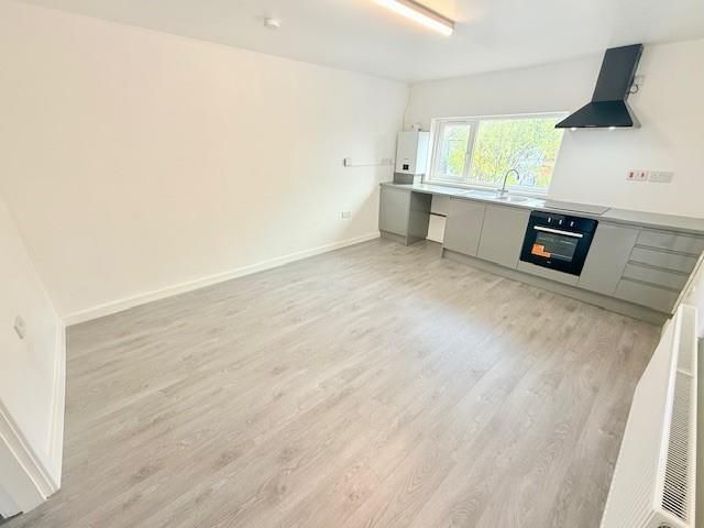 Property photo 2 of 10 5.Jpg