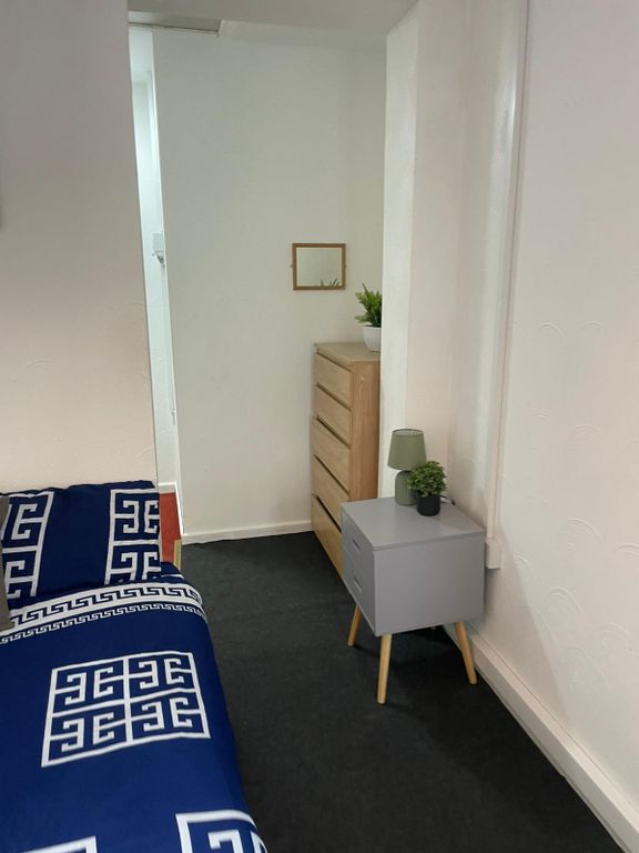 Property photo 2 of 3