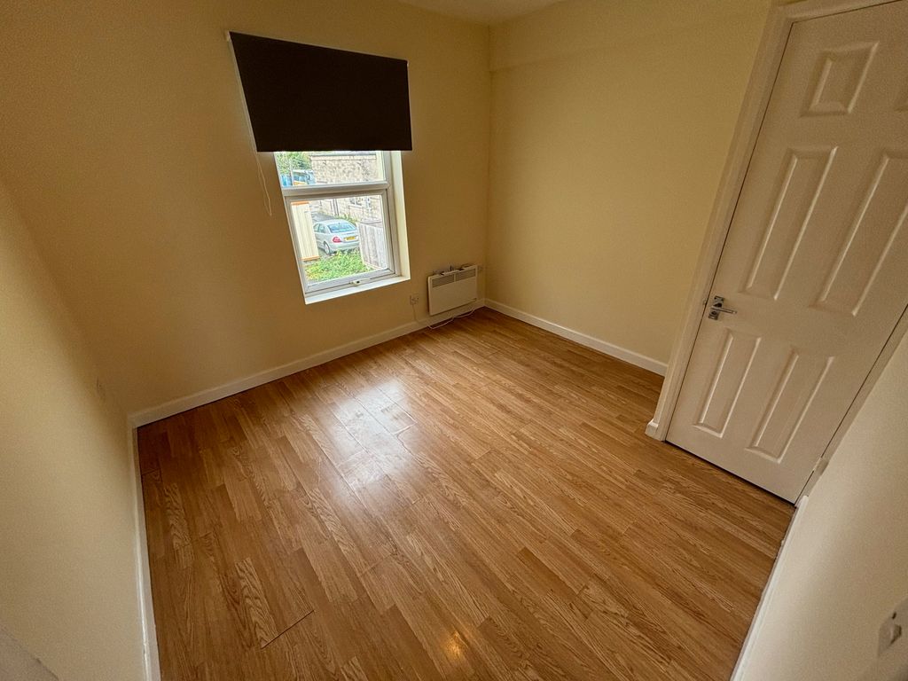 Property photo 3 of 4 Bedroom