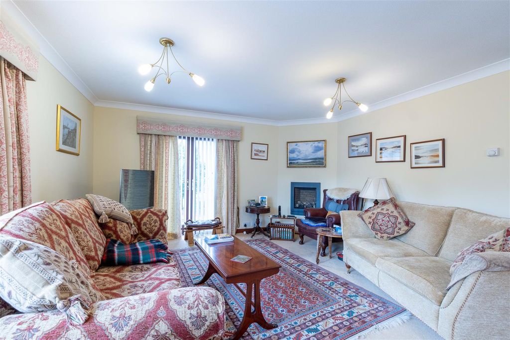 Property photo 2 of 23 S002.Jpg