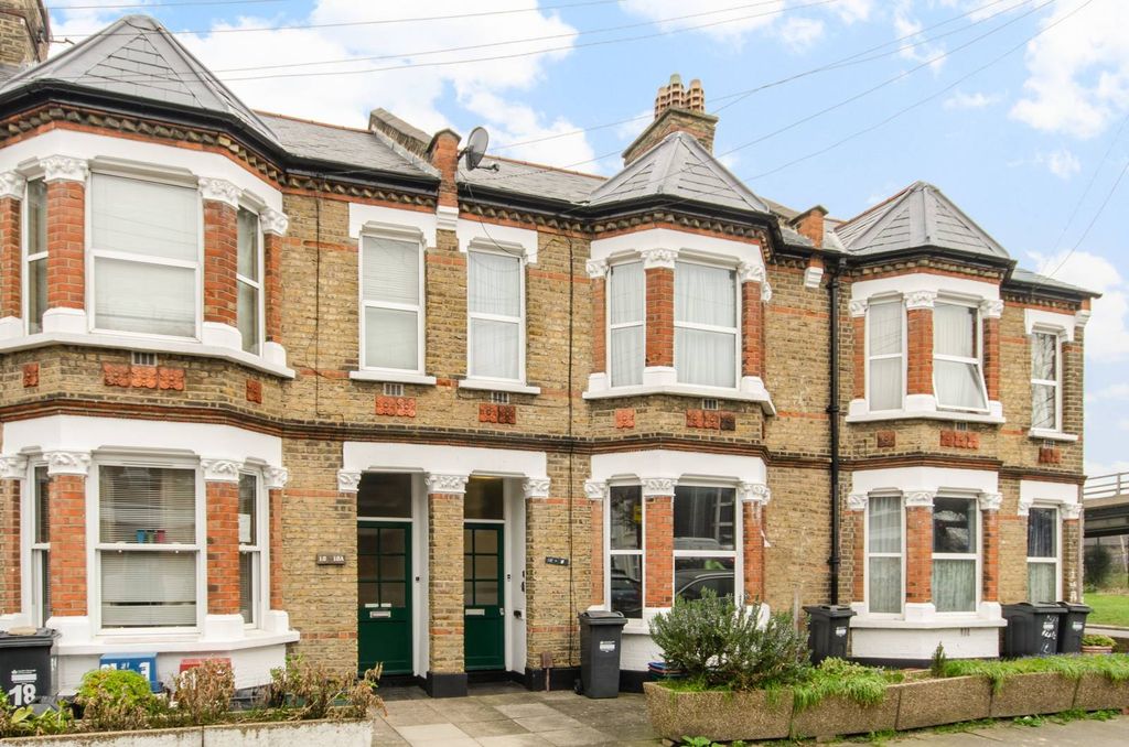 Property photo 1 of 7