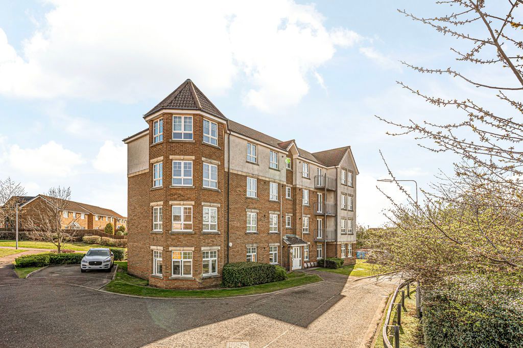 Property photo 1 of 27 External