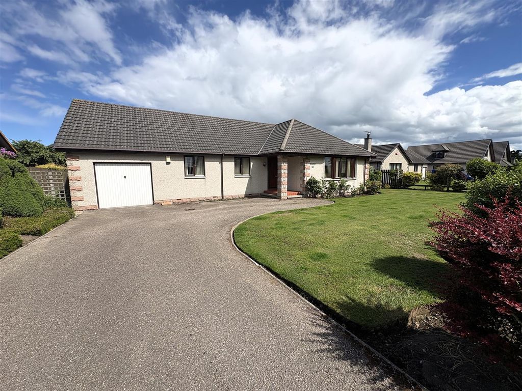 Property photo 1 of 30 Thorvoe, 113 High Street, Buckie