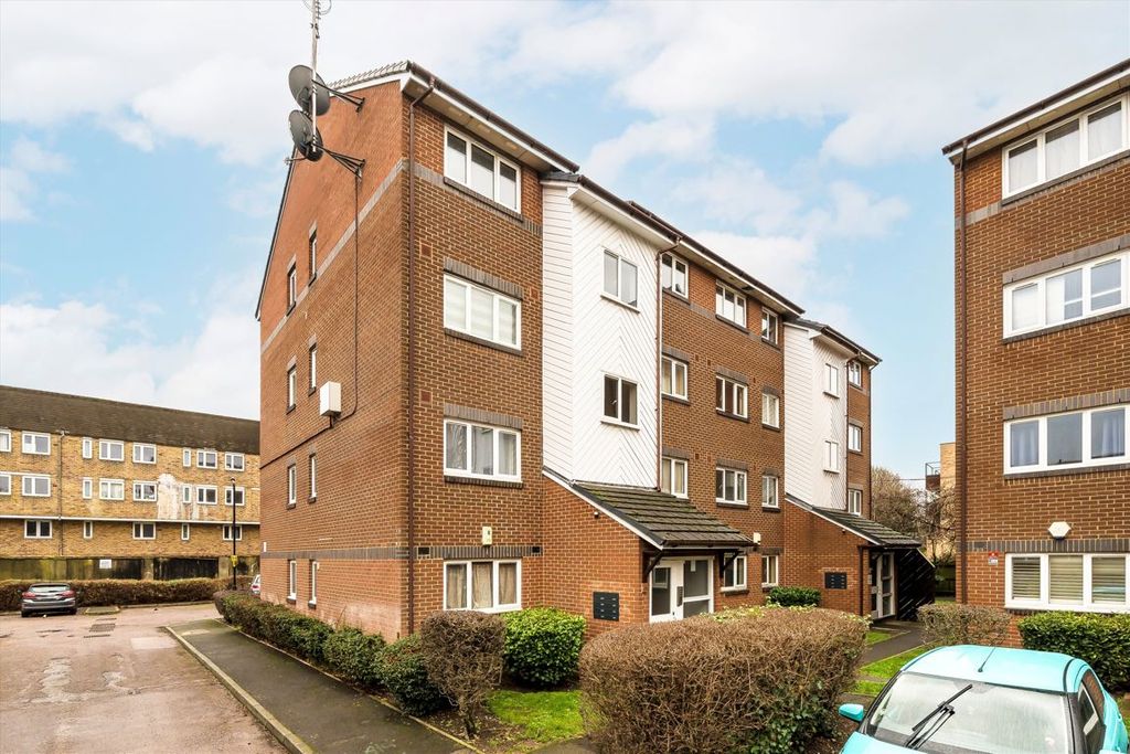 Property photo 1 of 5