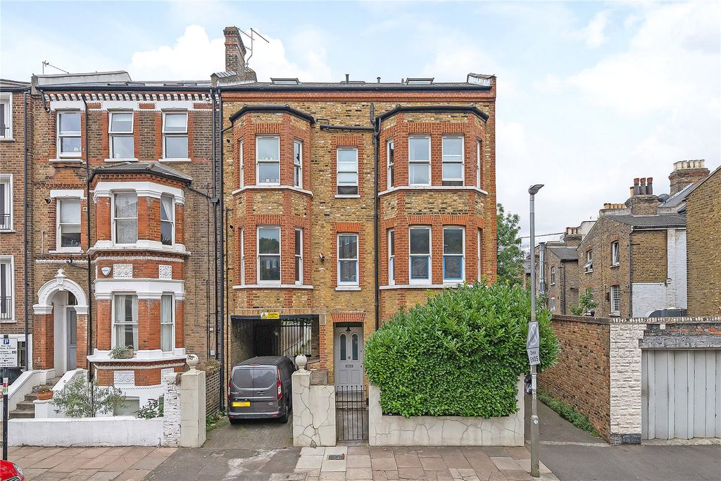 Property photo 1 of 11 Picture No. 04