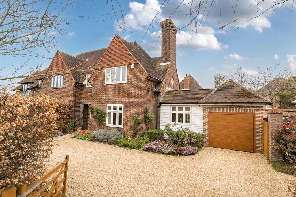 Property photo 1 of 24 1438197-2-69ce3Ae6c8429.Jpg