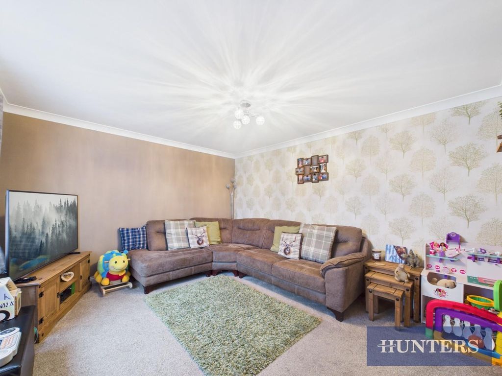 Property photo 3 of 16 Cam01494G0-Pr0490-Still012.Jpg