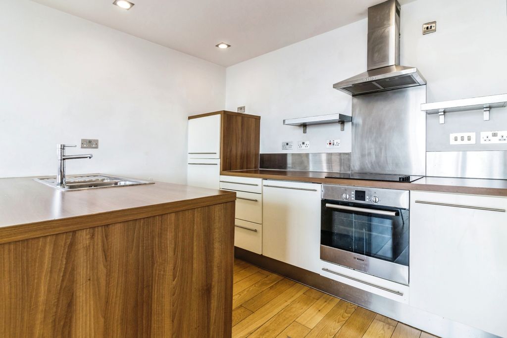 Property photo 3 of 8 Photography