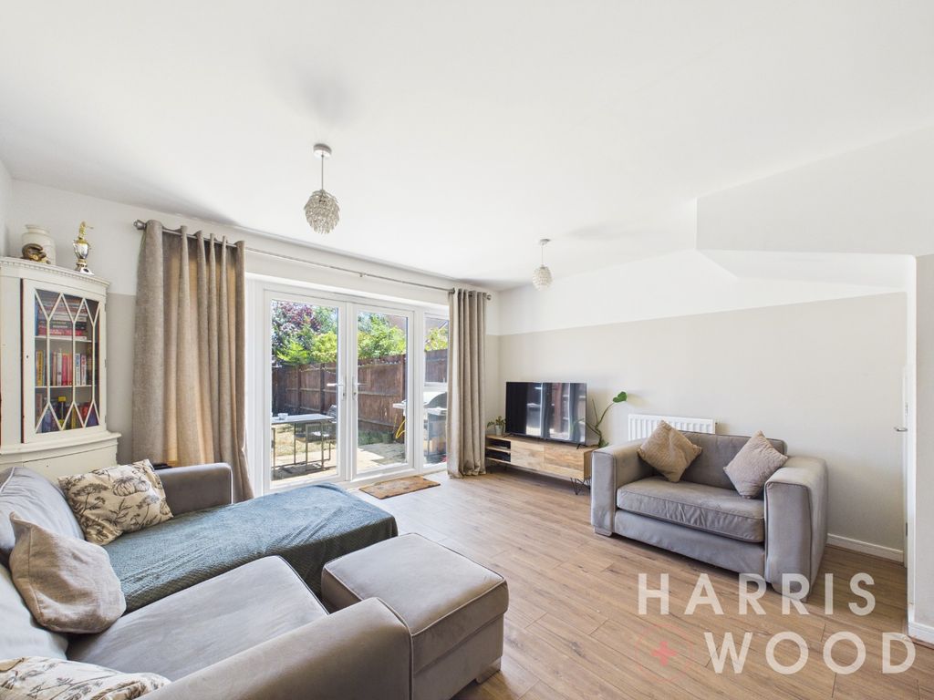 Property photo 3 of 21 5288693