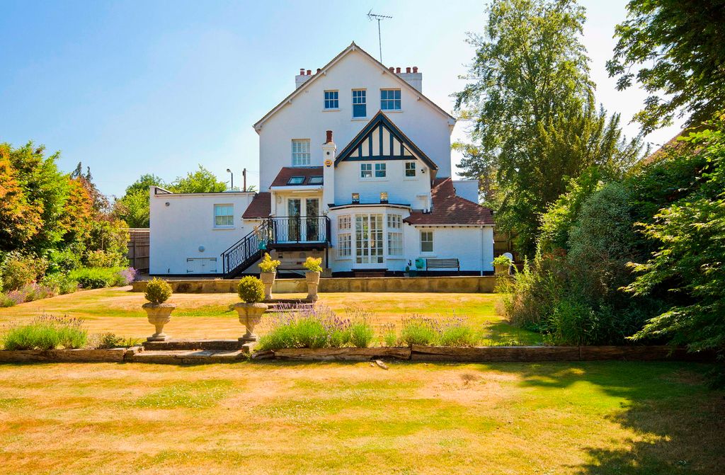 Additional image 12 of 5 bed detached house for salePaines Lane, Pinner Village HA5