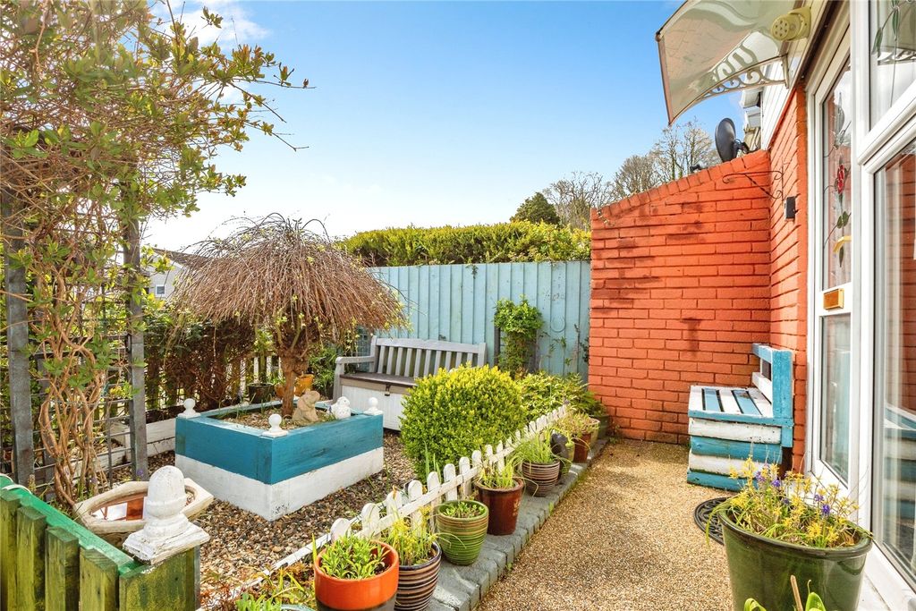 Property photo 3 of 13 Picture No. 17