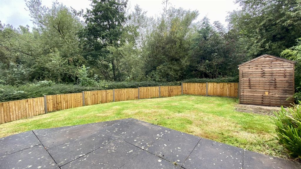 Property photo 2 of 12 Rear Garden
