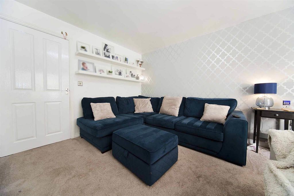 Property photo 3 of 22