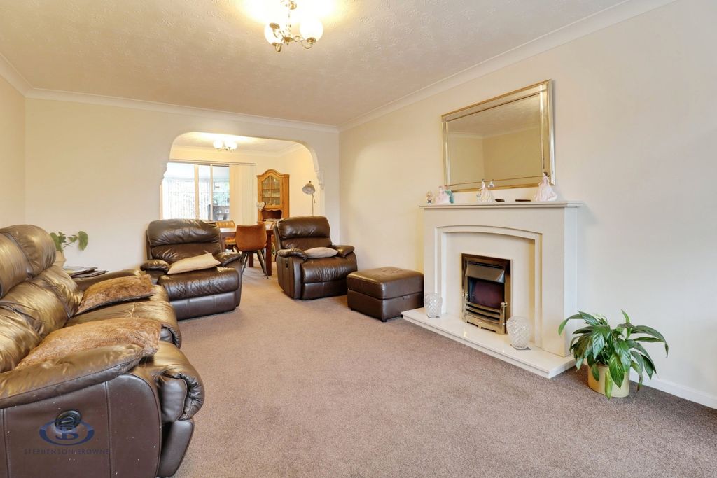 Property photo 2 of 21 Pbox-Img.Jpg