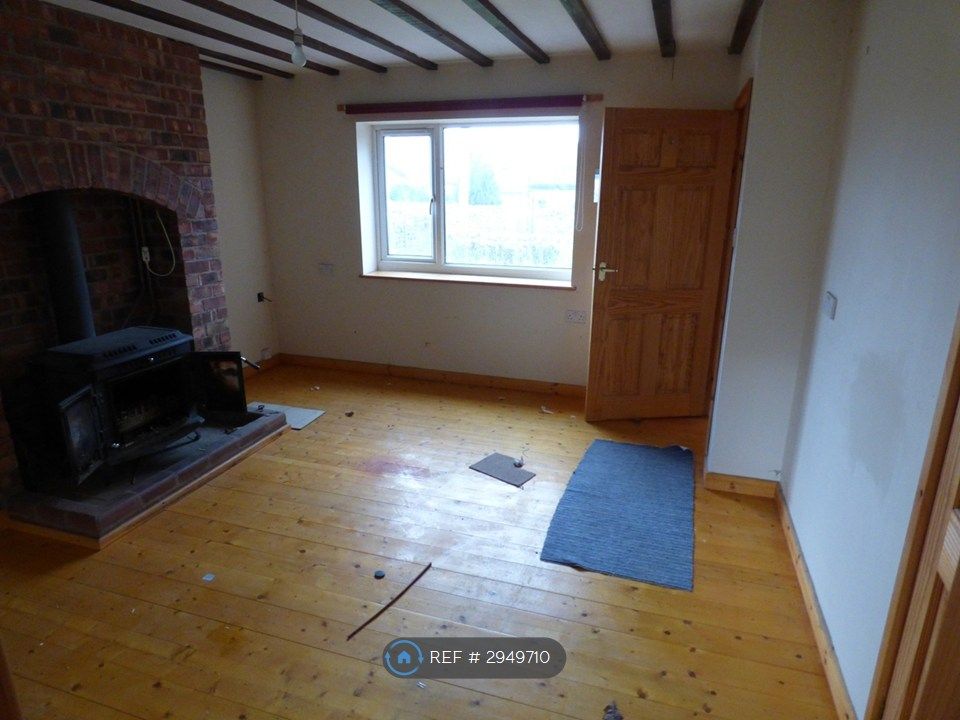 Property photo 2 of 17 Sitting Room