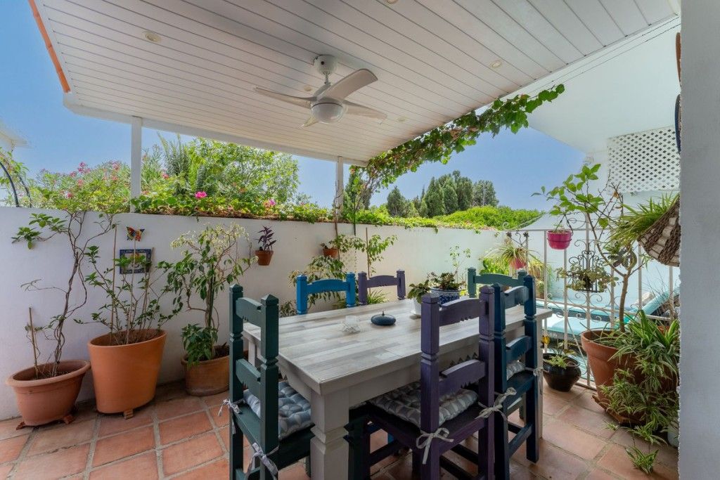 Property photo 1 of 20 Patio (2)