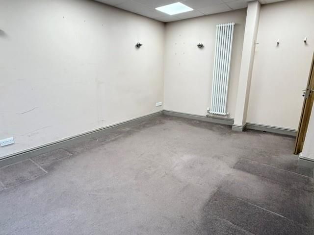 Property photo 2 of 9 Consulting Room/Office