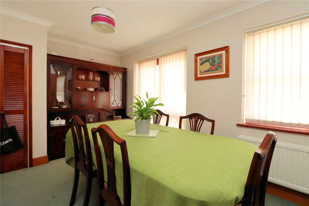 Property photo 3 of 15 Picture No. 05