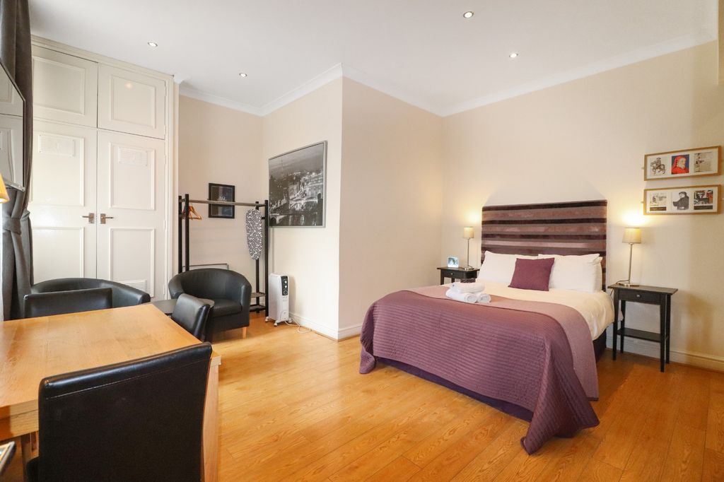 Property photo 2 of 5 Image Of Property