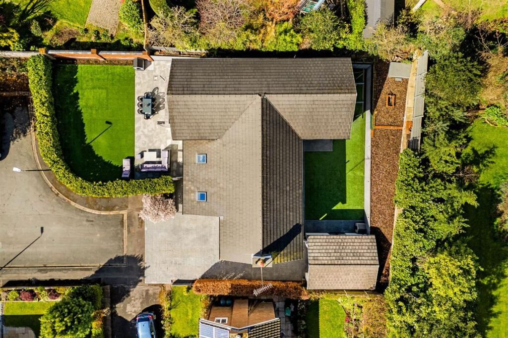 Property photo 2 of 63