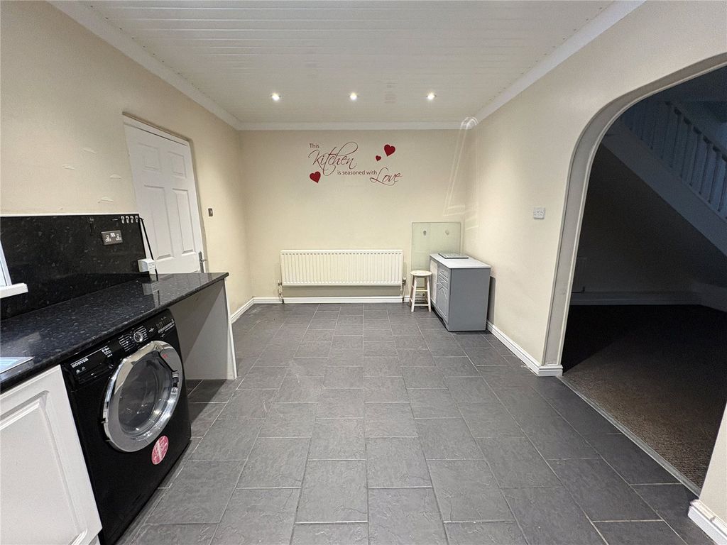 Property photo 2 of 9 Picture No. 01