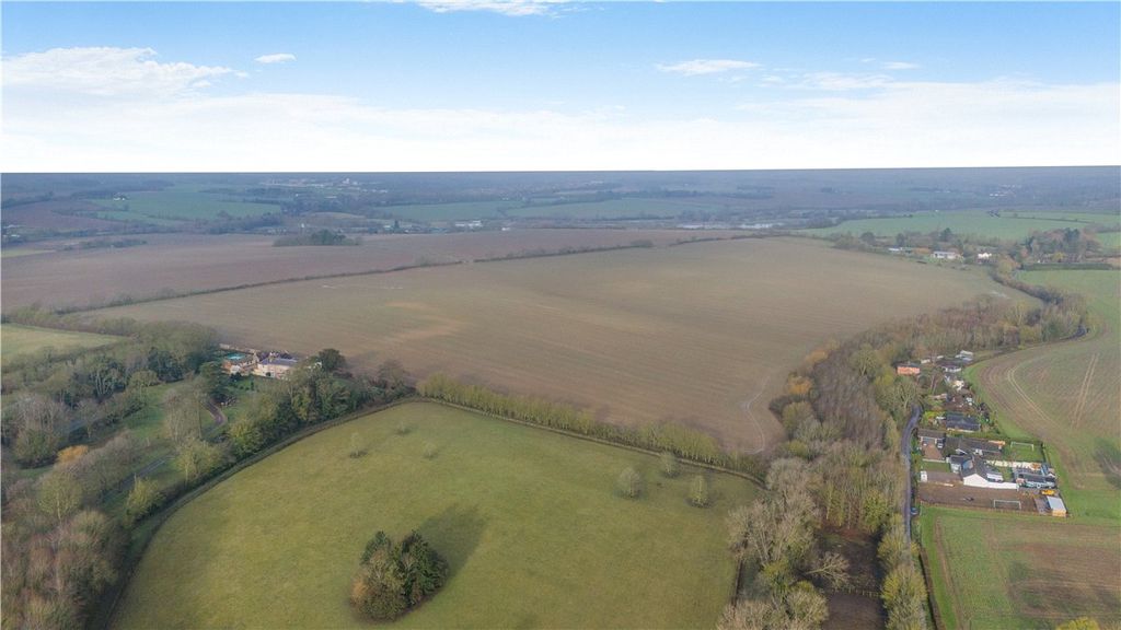 Property photo 3 of 6 Picture No. 05