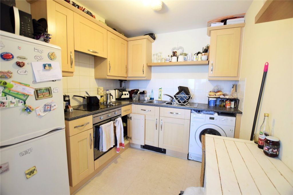 Property photo 3 of 6 Picture No. 08