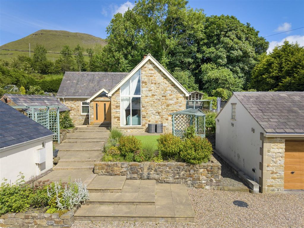 Property photo 1 of 76 Dji_20260614154025_0100_D.Jpg