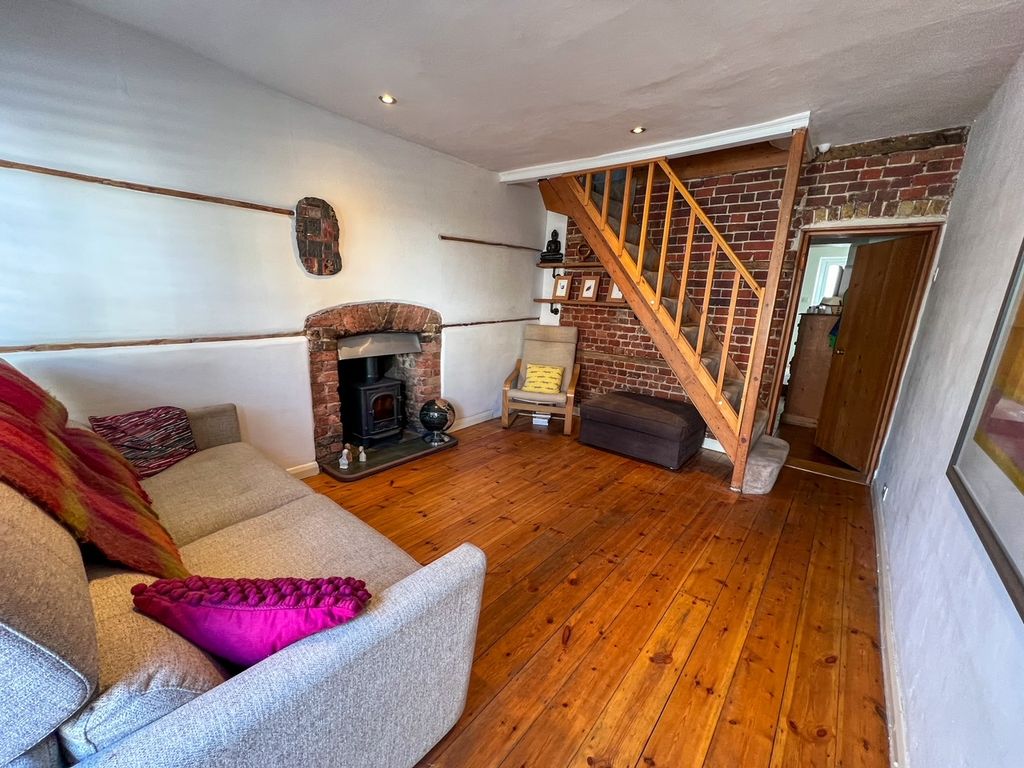 Property photo 2 of 29