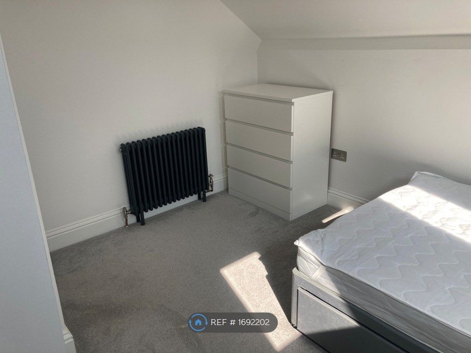 Property photo 3 of 3