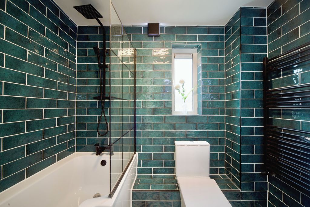 Property photo 2 of 17 Photography