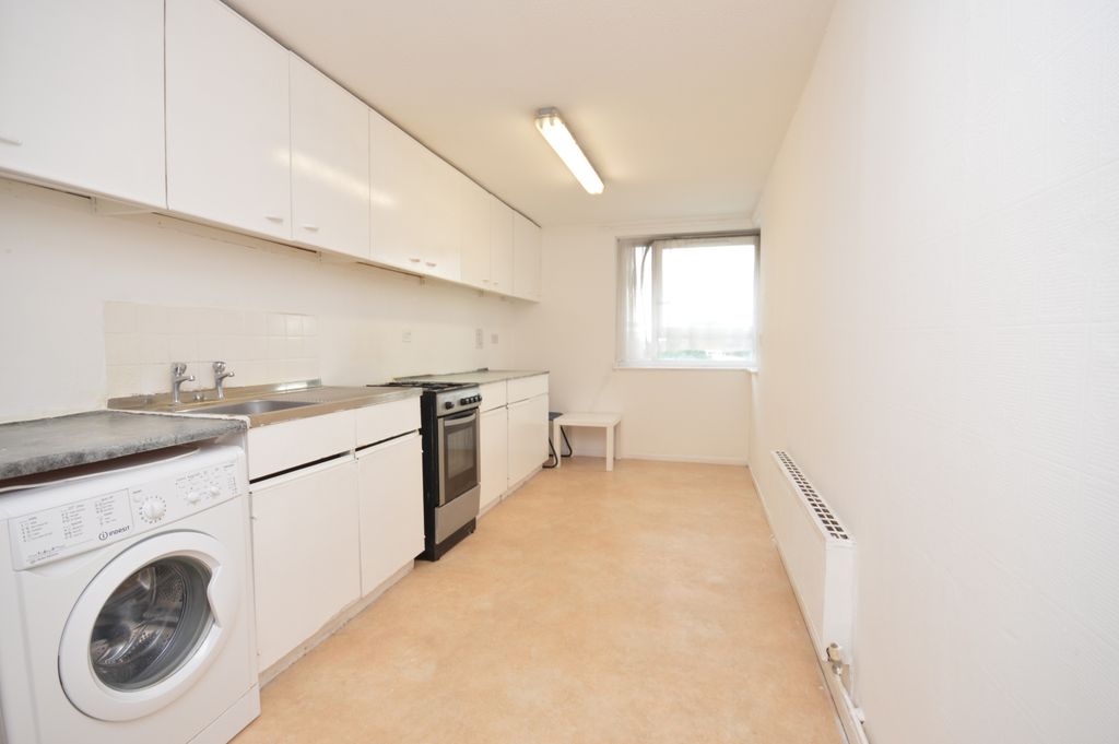 Property photo 2 of 12 Gallery