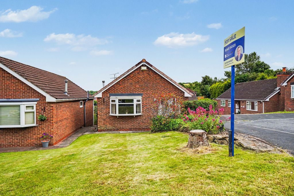 Property photo 2 of 16