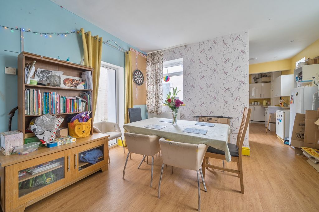 Property photo 2 of 19 1420683-11-69A03Bbd4Bf99