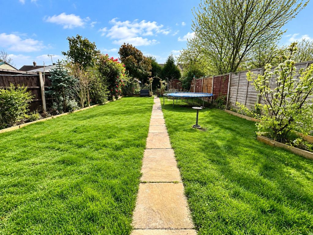 Property photo 3 of 19 Picture No. 24