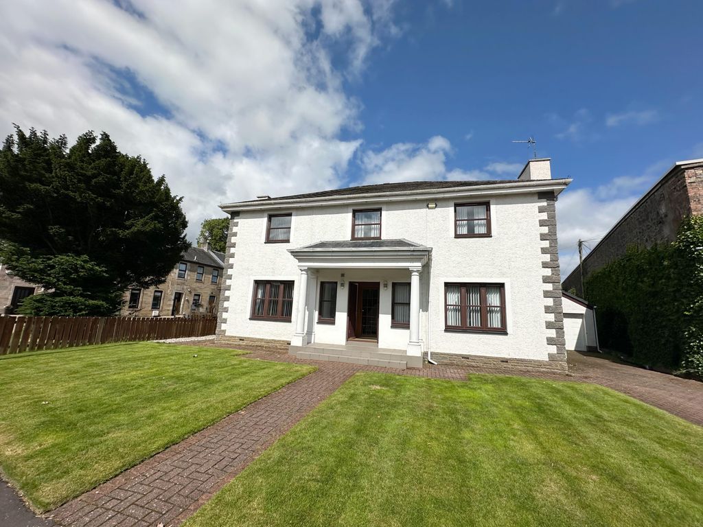 Property photo 1 of 30